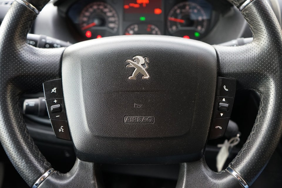 Peugeot Boxer 335 2,0 BlueHDi 130 L3H2