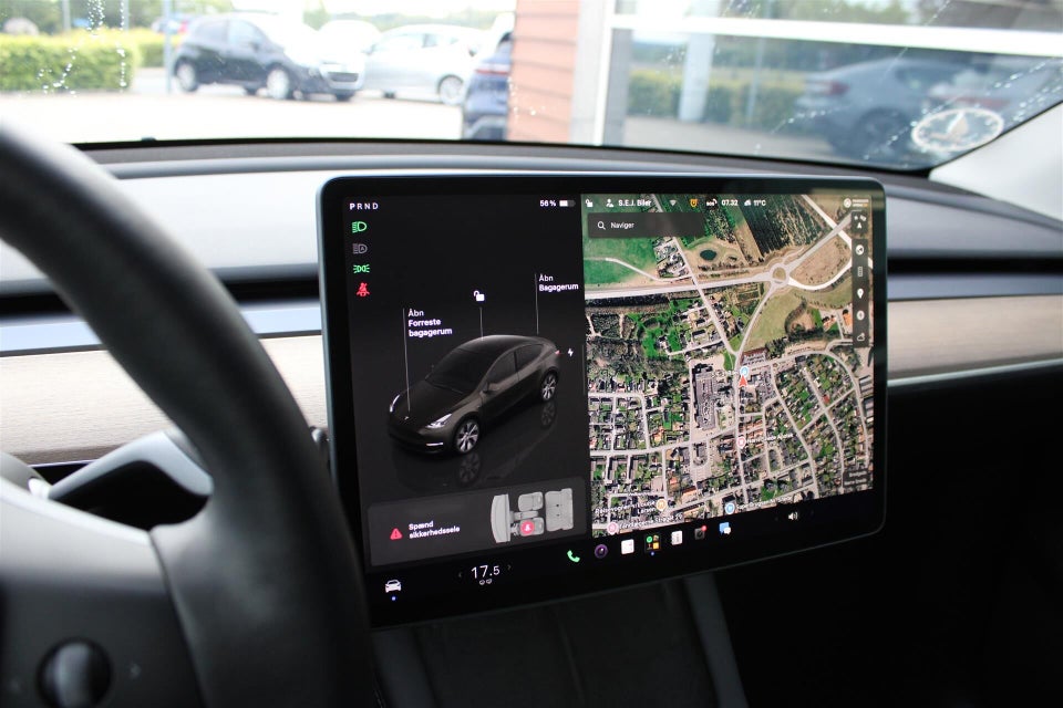 Tesla Model Y Long Range AWD 5d