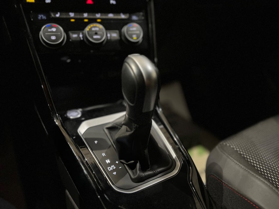 VW T-Roc 1,5 TSi 150 Highline DSG 5d