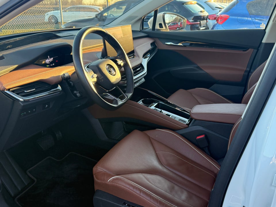 Skoda Enyaq 80 iV Suite 5d