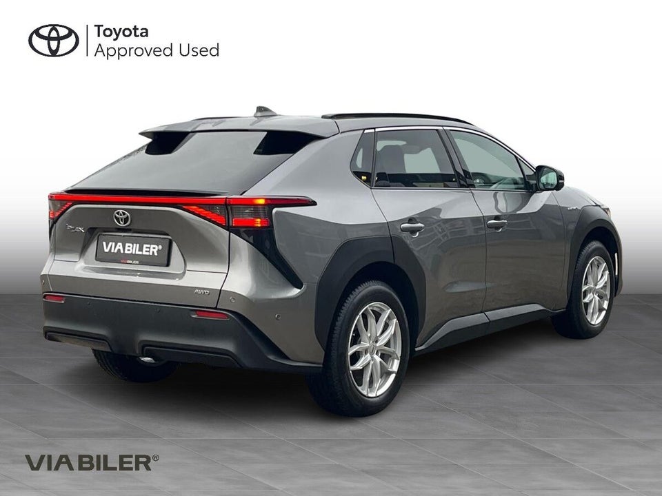 Toyota bZ4X Executive AWD 5d