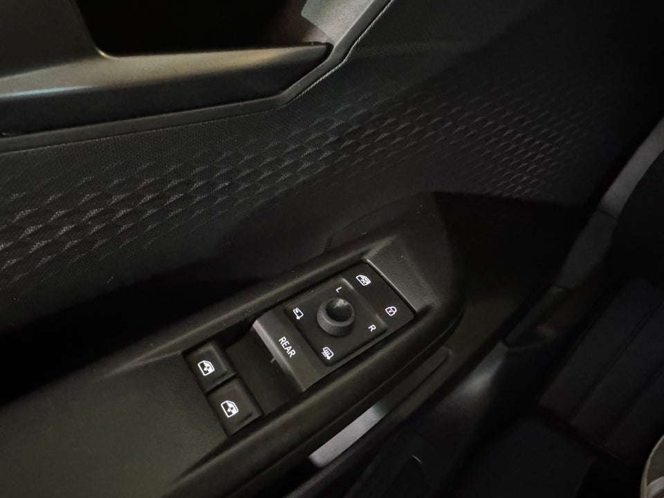 Cupra Born 59 e-Boost Dinamica Pack 5d