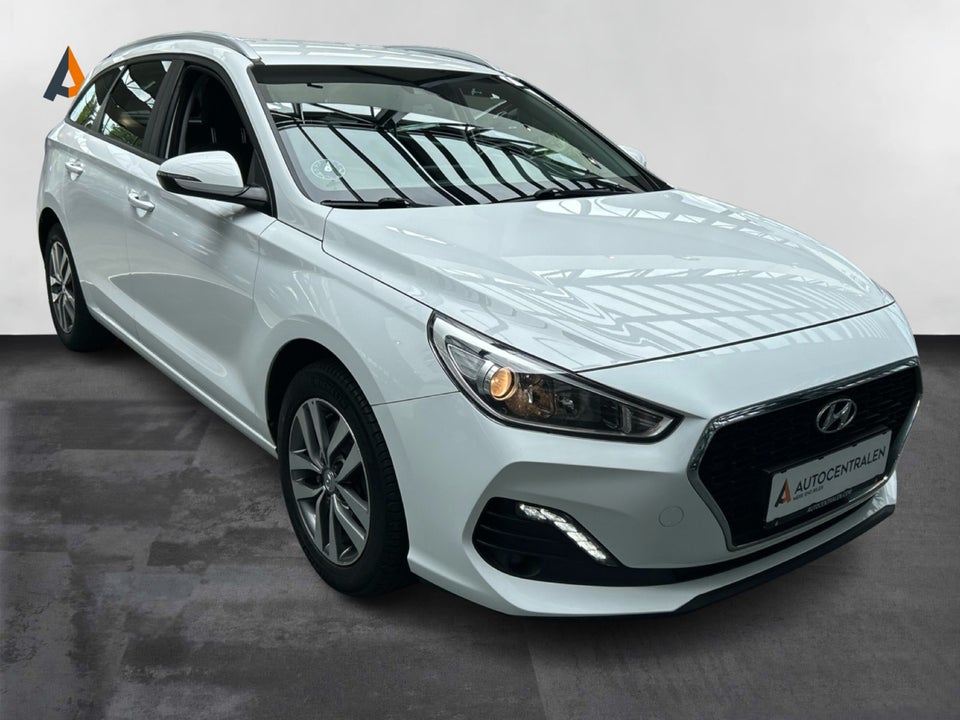 Hyundai i30 1,0 T-GDi Life Komfort stc. 5d