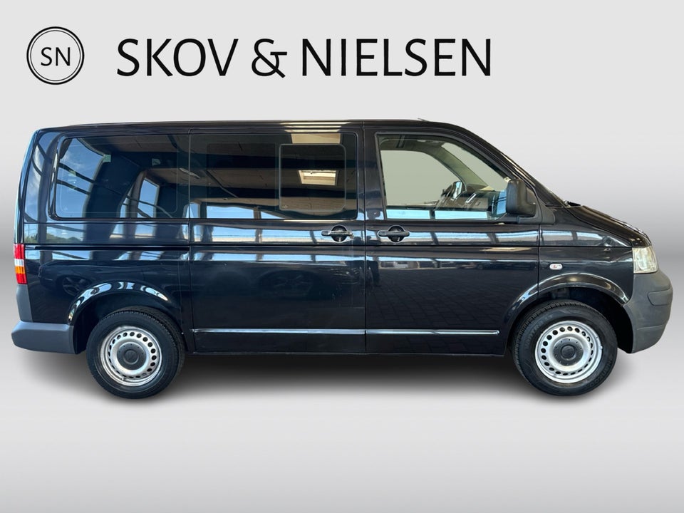 VW Caravelle 1,9 TDi 102 Trendline lang 4d
