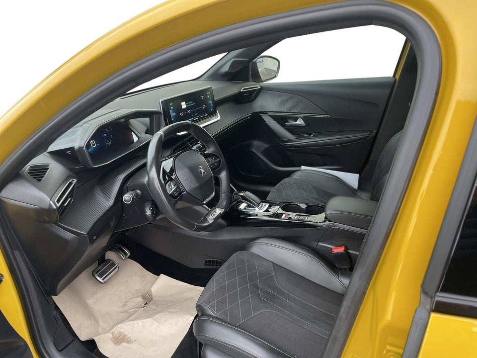 Peugeot e-208 50 GT Pack 5d