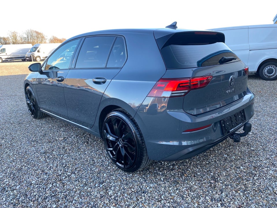 VW Golf VIII 1,0 TSi 110 5d