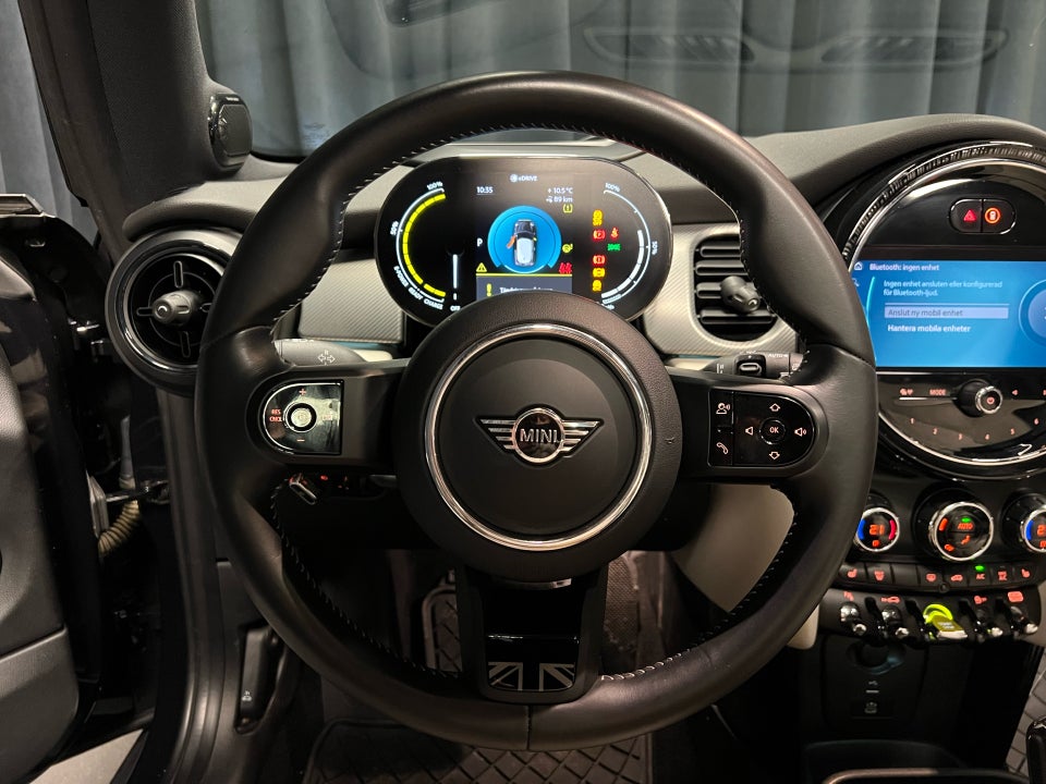 MINI Cooper SE Yours Trim 3d