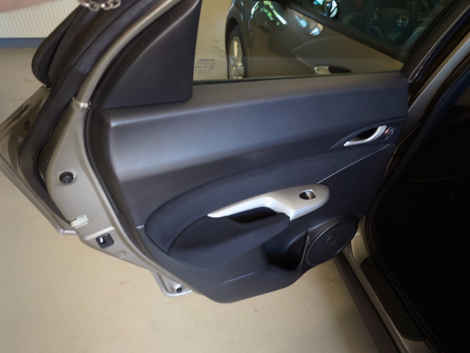 Honda Civic 1,8 Sport 5d
