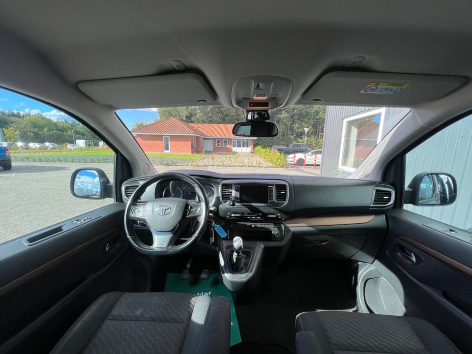 Toyota ProAce Verso 1,5 D 120 Medium 4d