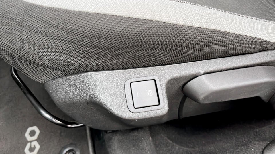 Toyota Aygo 1,0 VVT-i x-press 5d