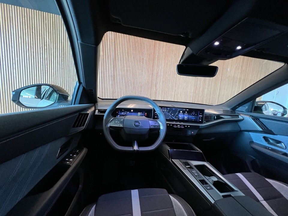 Opel Grandland-e 82 Edition 5d