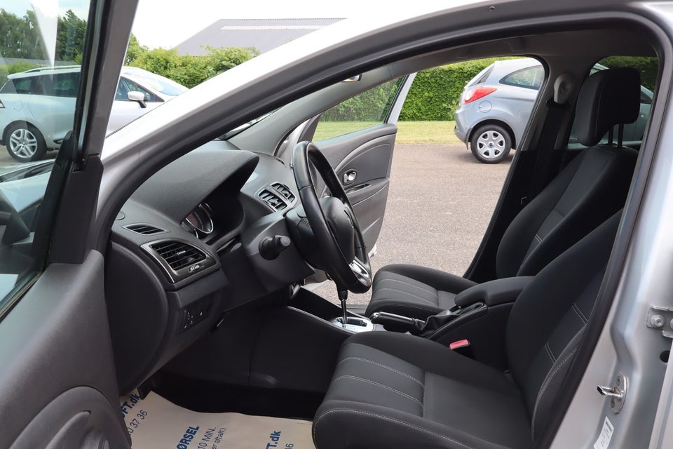 Renault Megane III 1,5 dCi 110 Expression Sport Tourer aut. 5d