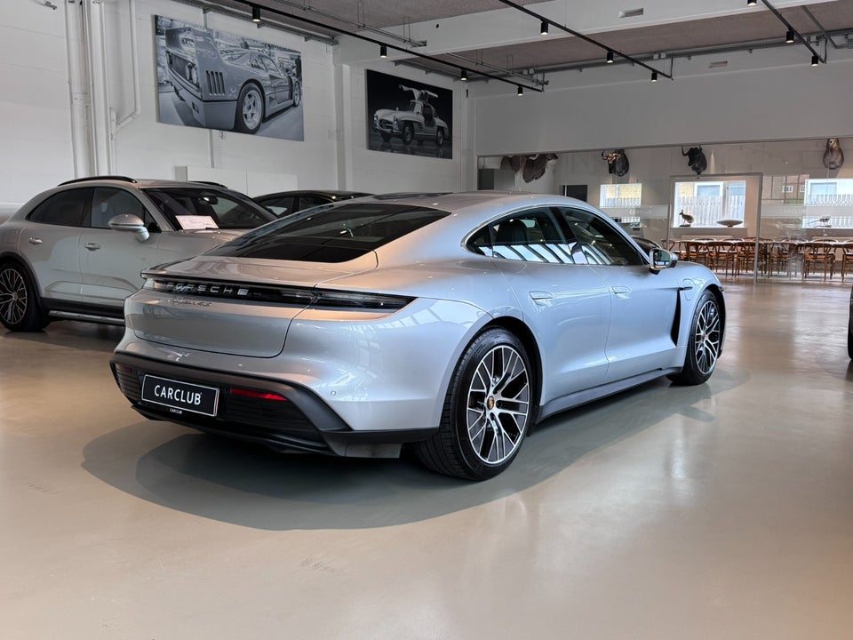 Porsche Taycan 4S Performance+ 4d
