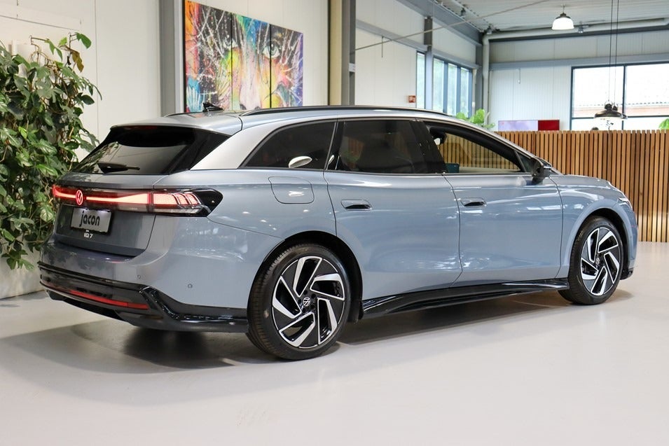 VW ID.7 77 Style+ Tourer 5d