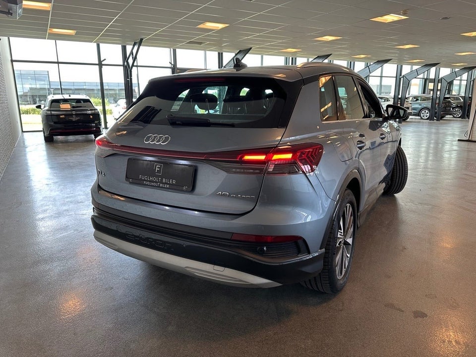 Audi Q4 e-tron 40  5d