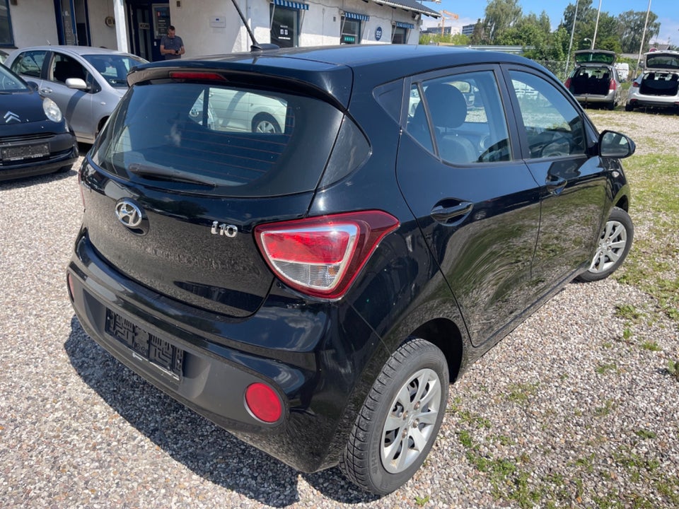 Hyundai i10 1,0 Premium 5d