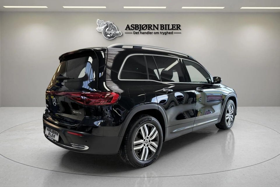 Mercedes EQB300 Progressive 4Matic 5d