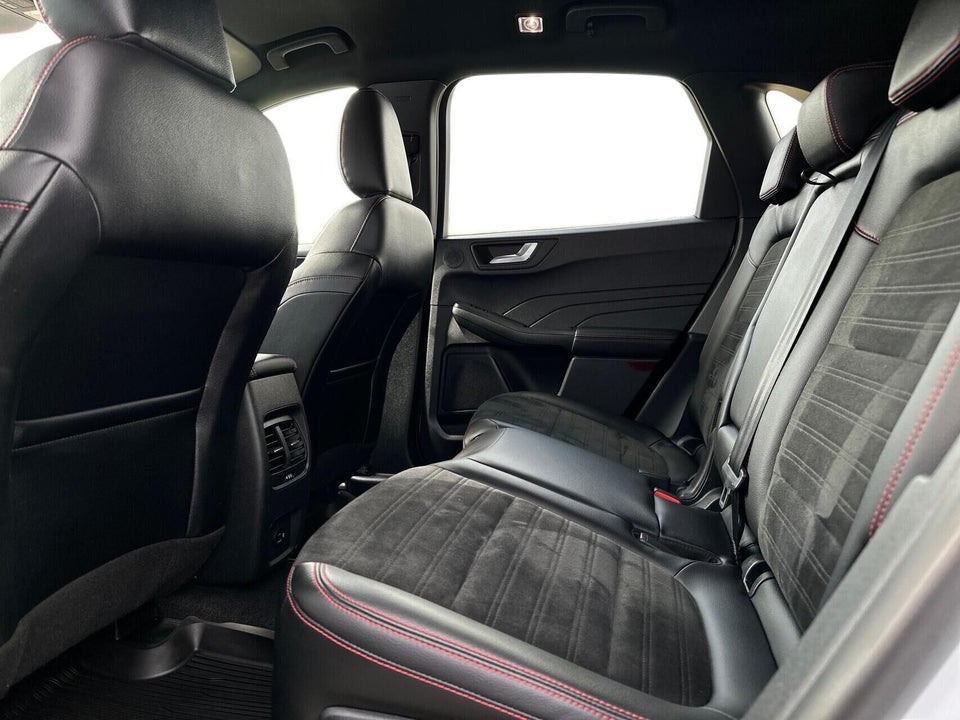 Ford Kuga 2,5 PHEV ST-Line X CVT 5d