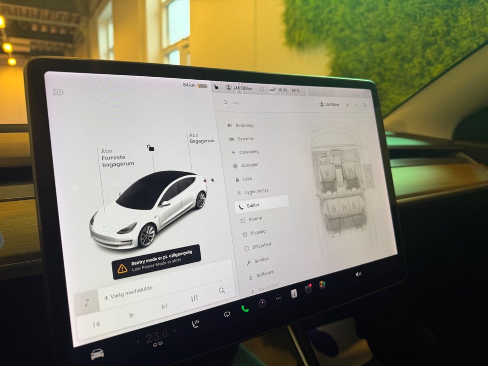 Tesla Model 3 Long Range AWD 4d