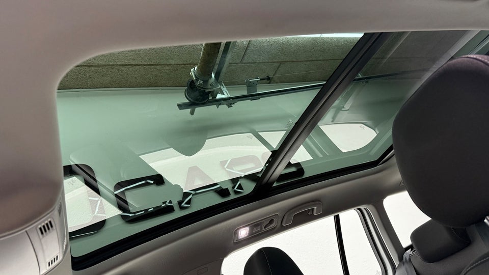 VW Golf VII 1,5 TSi 150 Highline Variant 5d