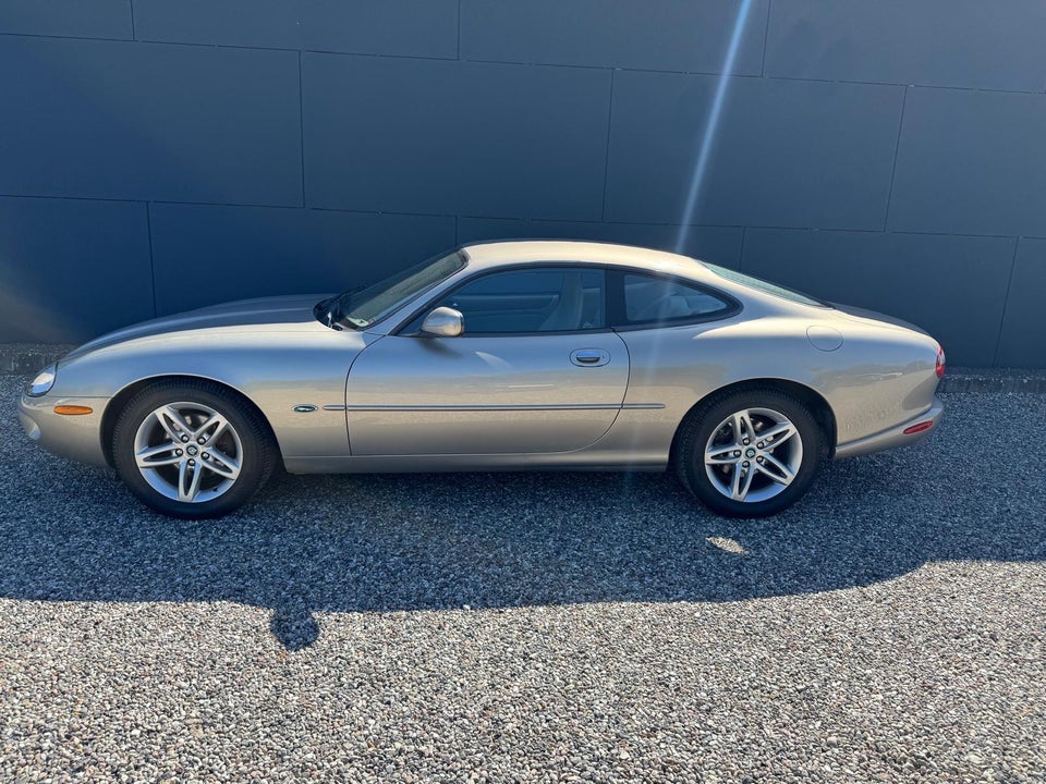 Jaguar XK 4,0 XK8 Coupé 2d