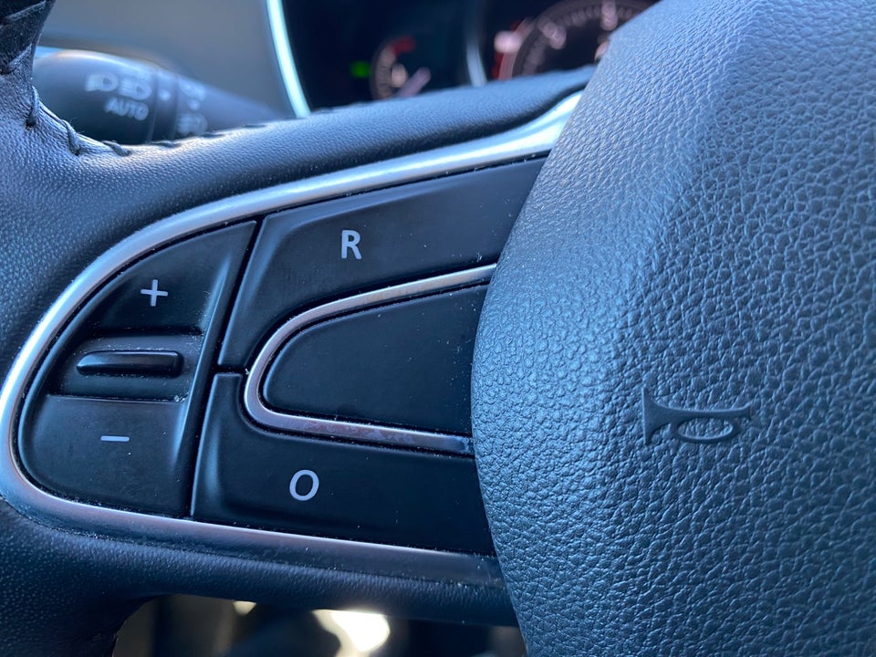 Renault Megane IV 1,5 dCi 115 Bose Edition Sport Tourer EDC Van 5d