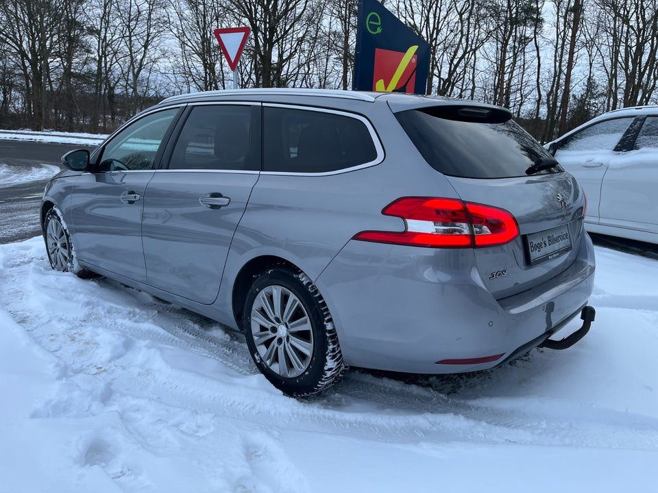 Peugeot 308 1,5 BlueHDi 130 Allure+ Sky SW 5d