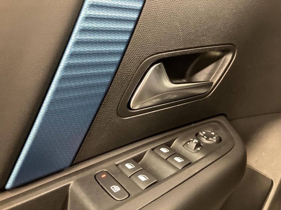 Citroën ë-C4 50 Shine 5d