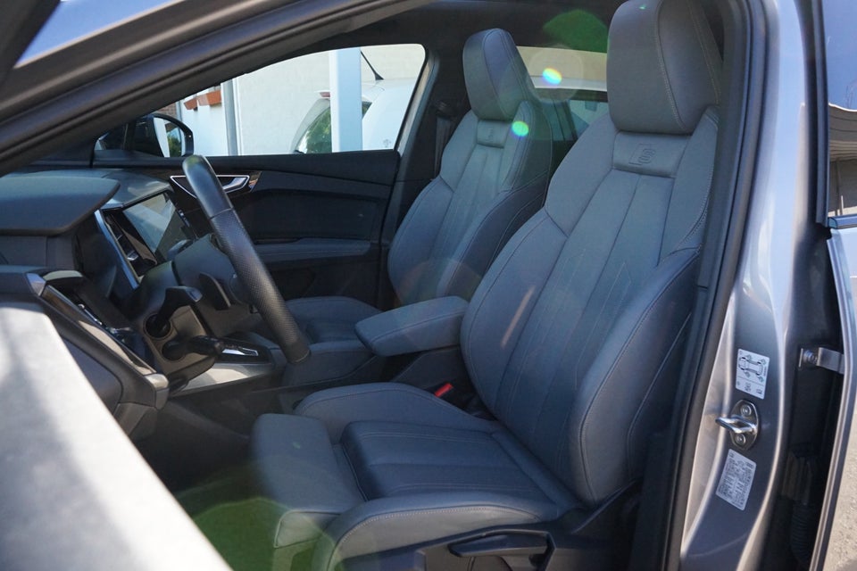 Audi Q4 e-tron 50 edition one quattro 5d