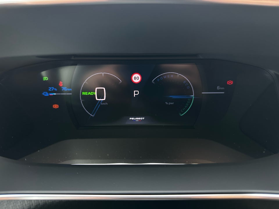 Peugeot e-2008 54 GT 5d
