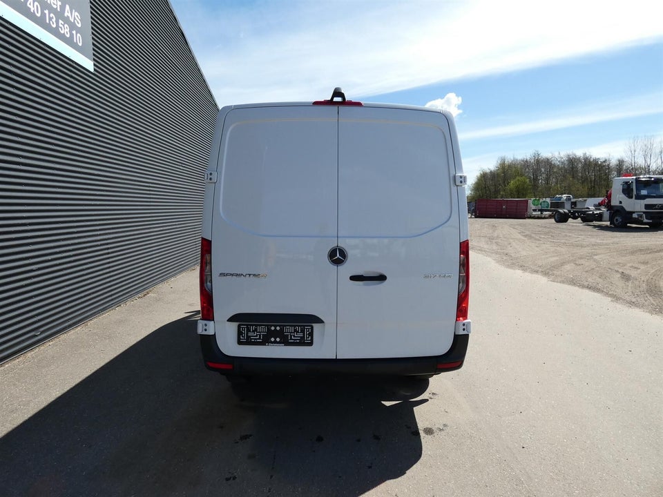 Mercedes Sprinter 317 2,0 CDi A2 Kassevogn aut. RWD