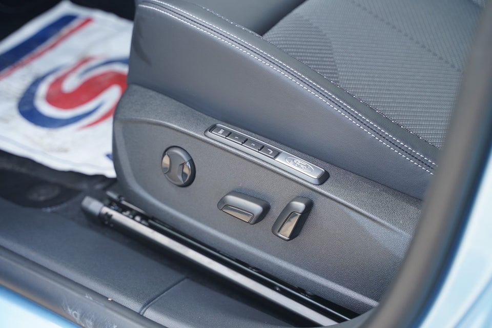 Ford Explorer 77 Select Extended Range 5d