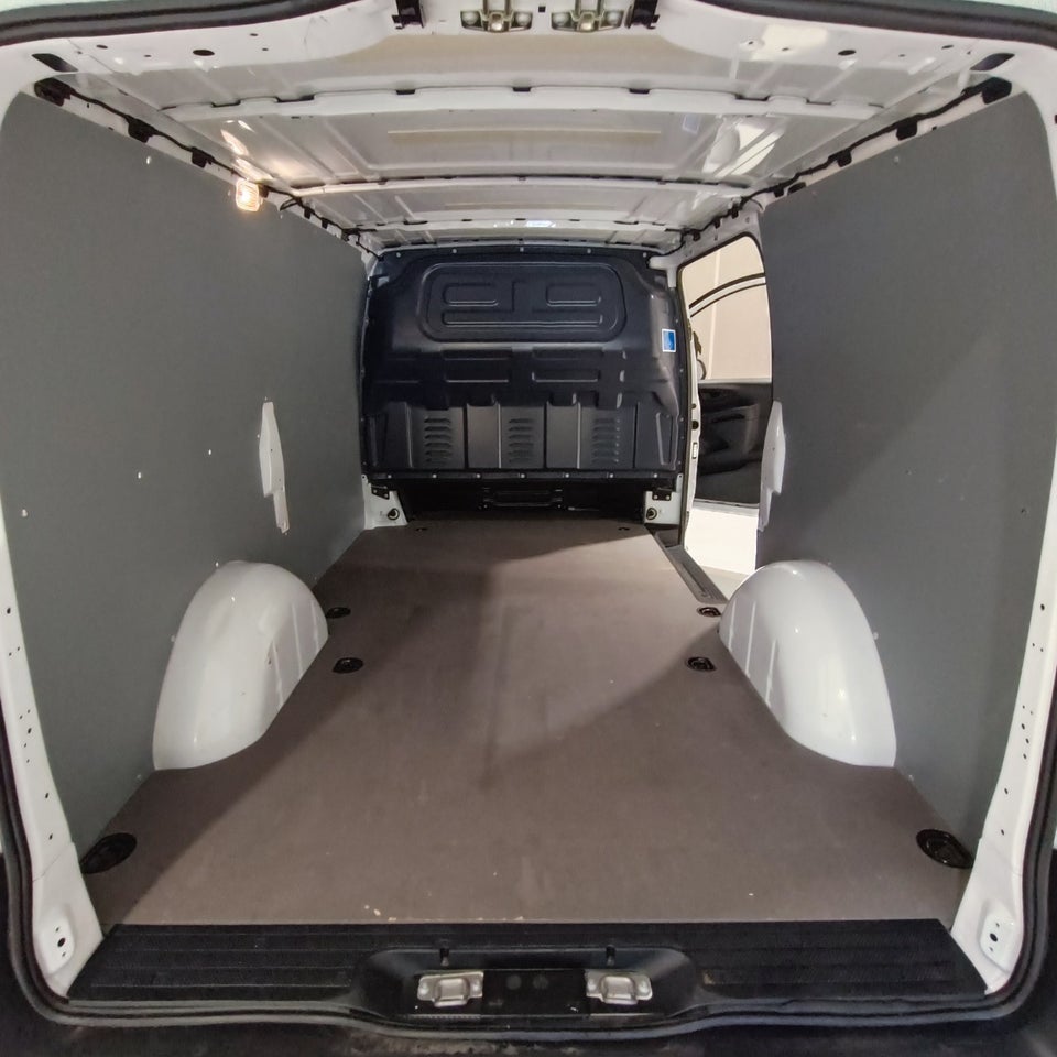 Mercedes Vito 114 2,0 CDi A2 Kassevogn PRO aut. RWD