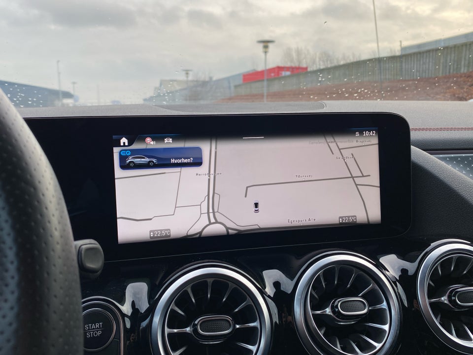 Mercedes EQA250+ AMG Edition 5d