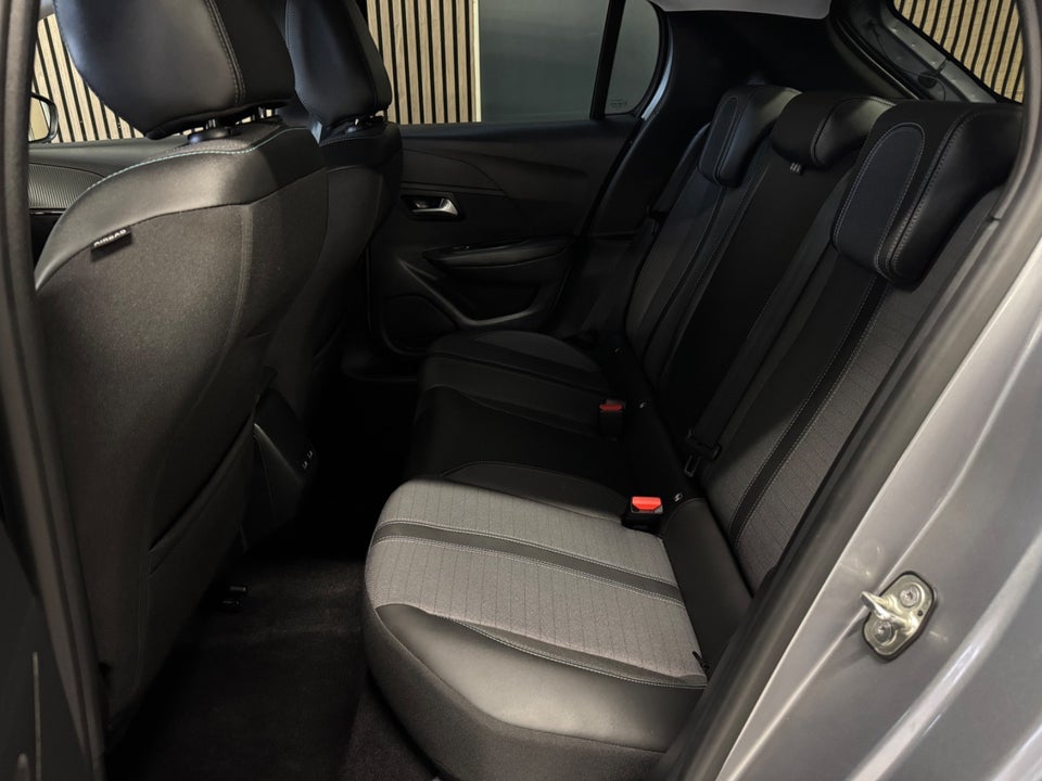 Peugeot 208 1,2 PureTech 100 Allure 5d