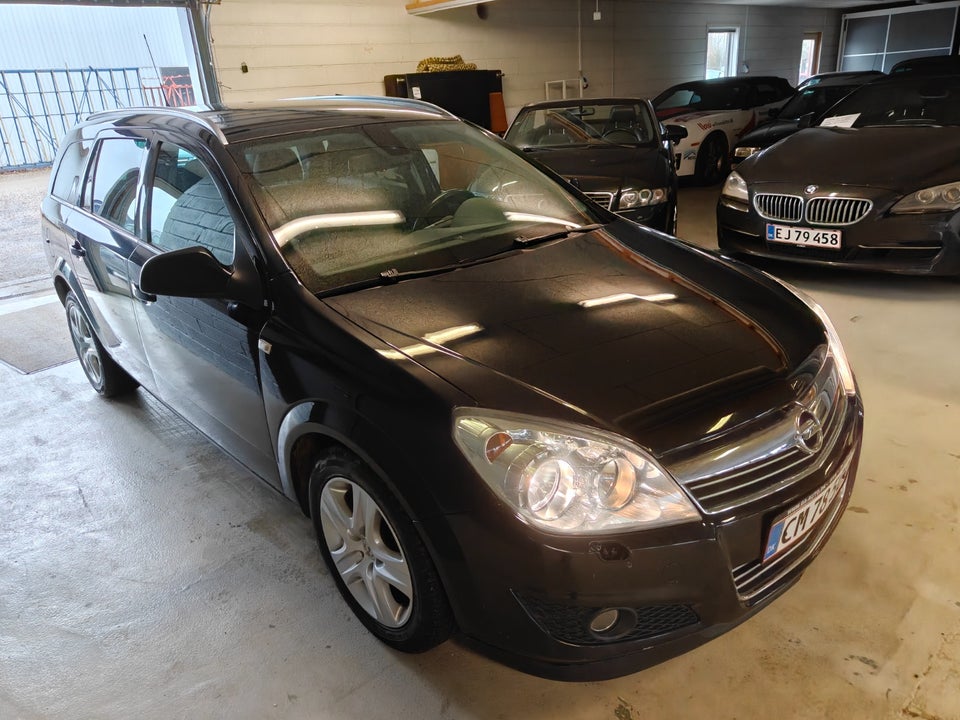 Opel Astra 1,7 CDTi 110 Enjoy Sports Tourer 5d