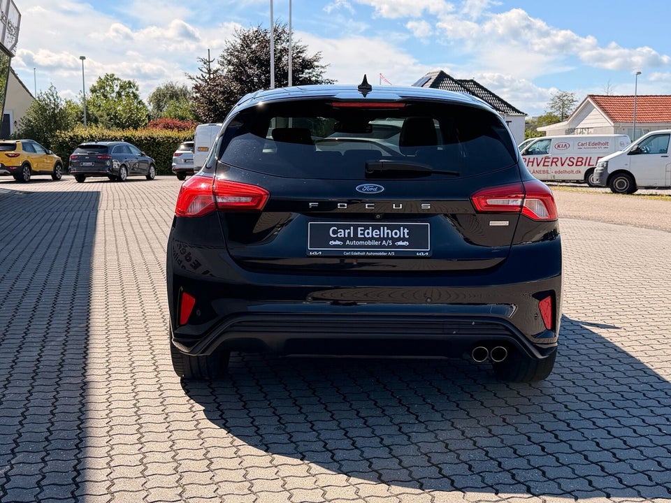 Ford Focus 1,0 EcoBoost ST-Line 5d