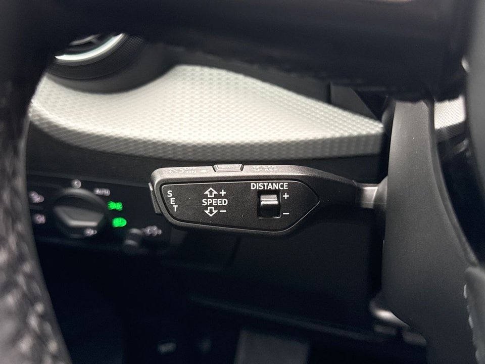 Audi Q2 35 TFSi Prestige S-tr. 5d