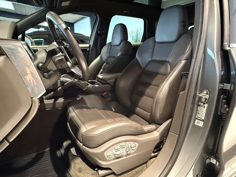 Porsche Cayenne 3,0 D Tiptr. 5d