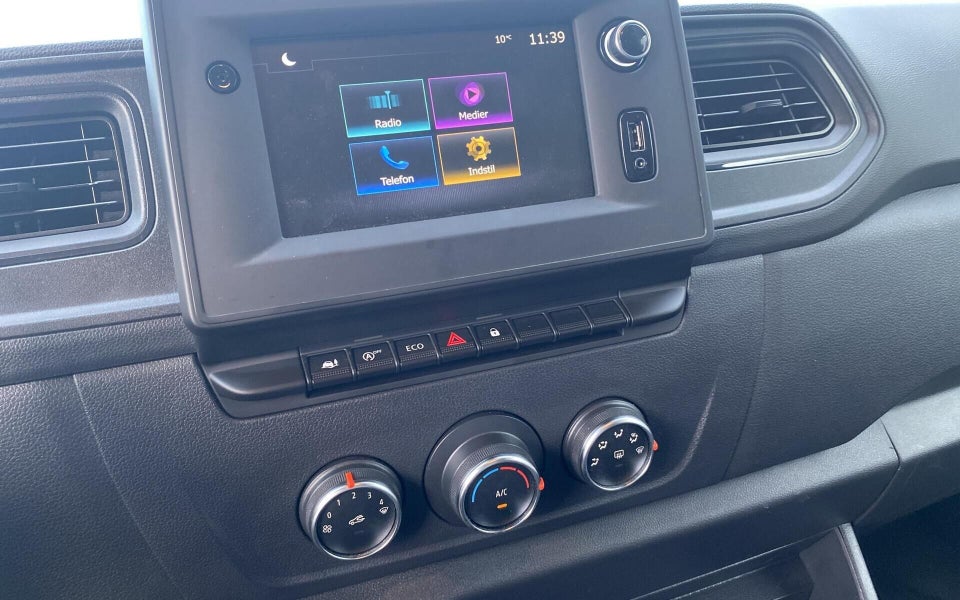 Nissan Interstar 2,3 dCi 150 L2H2 N-Connecta Van