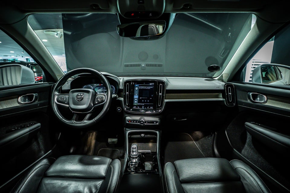 Volvo XC40 1,5 T5 ReCharge Inscription aut. 5d