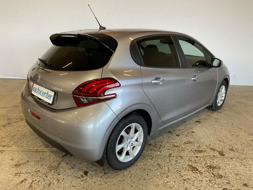 Peugeot 208 1,5 BlueHDi 100 Envy 5d