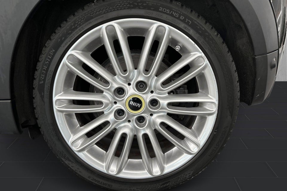 MINI Cooper SE Trim L 3d