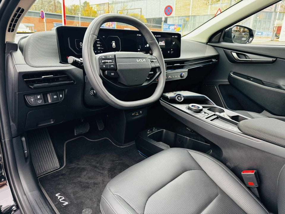 Kia EV6 84 Long Range Upgrade 5d