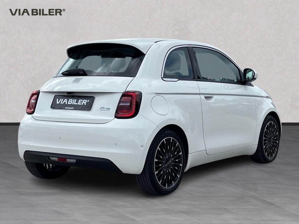 Fiat 500e 42 la Prima by Bocelli 3d