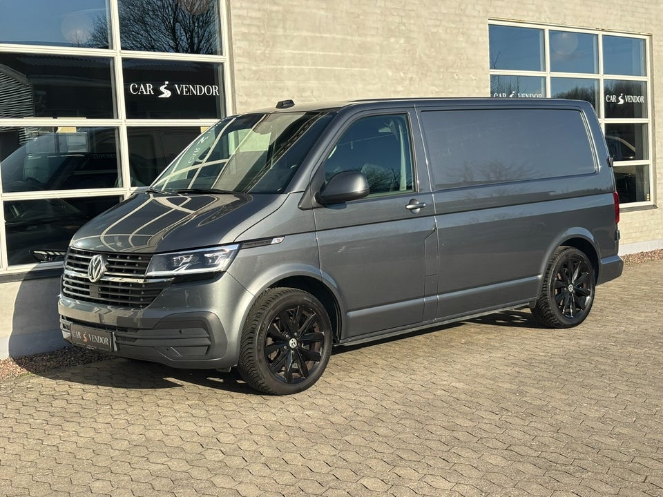 VW Transporter 2,0 TDi 150 Kassevogn DSG 4Motion kort