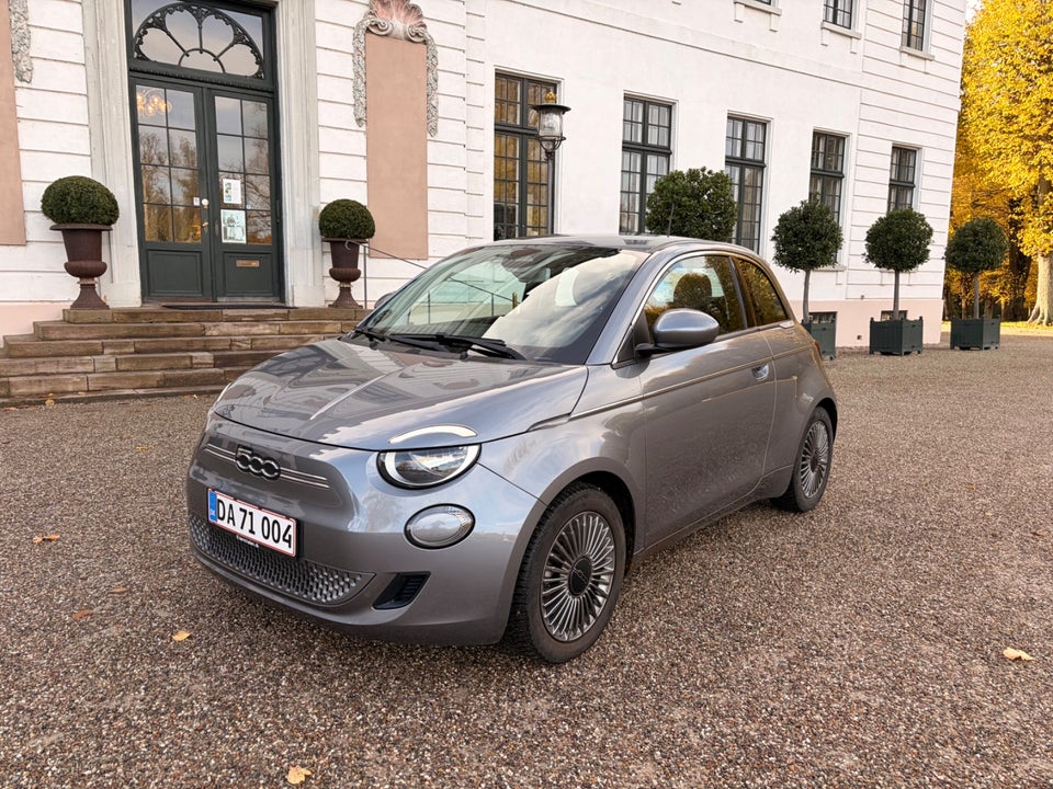 Fiat 500e 42 Icon 3d