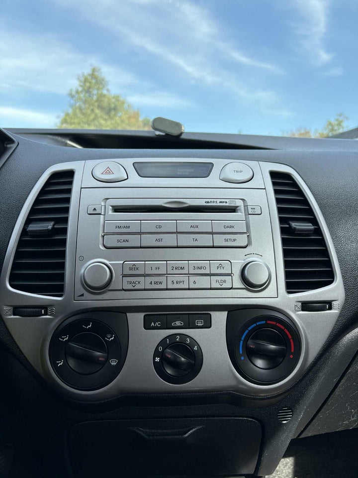 Hyundai i20 1,25 Classic 5d