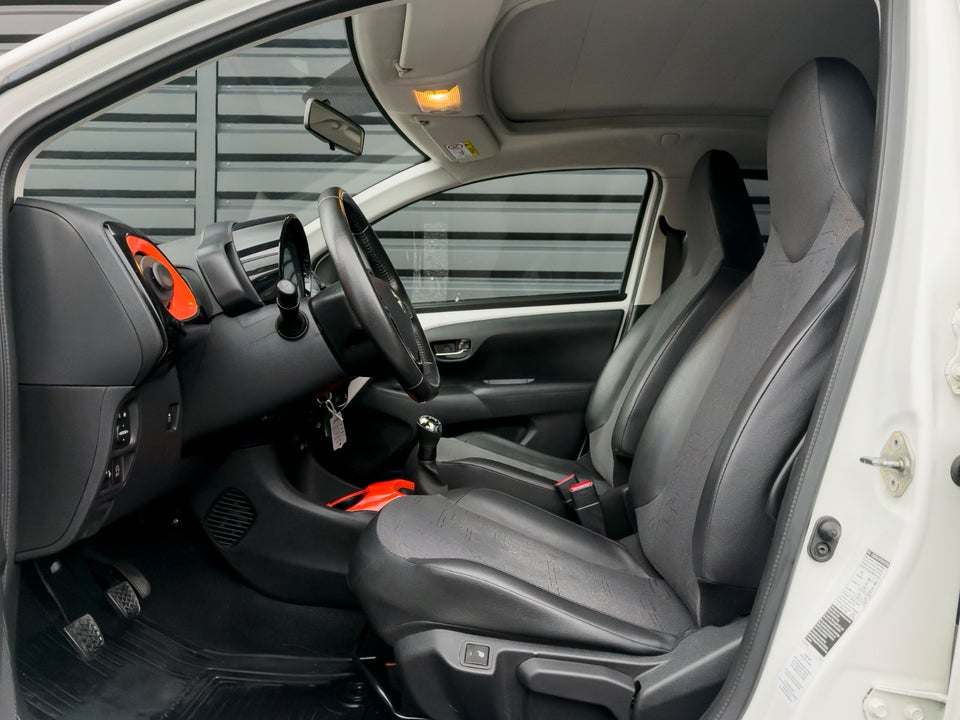 Toyota Aygo 1,0 VVT-i x-sky 5d