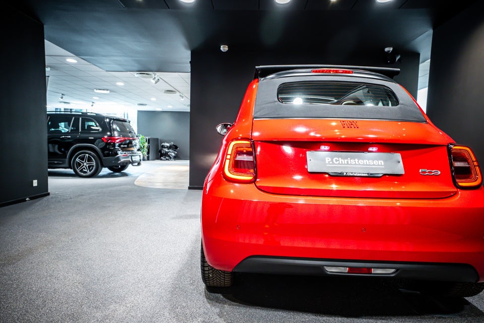 Fiat 500e 24 (RED) Cabrio 2d